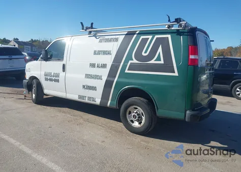 2018 GMC Savana 2500 Work Van z USA, uszkodzony, nr VIN 1GTW7AFGXJ1332376